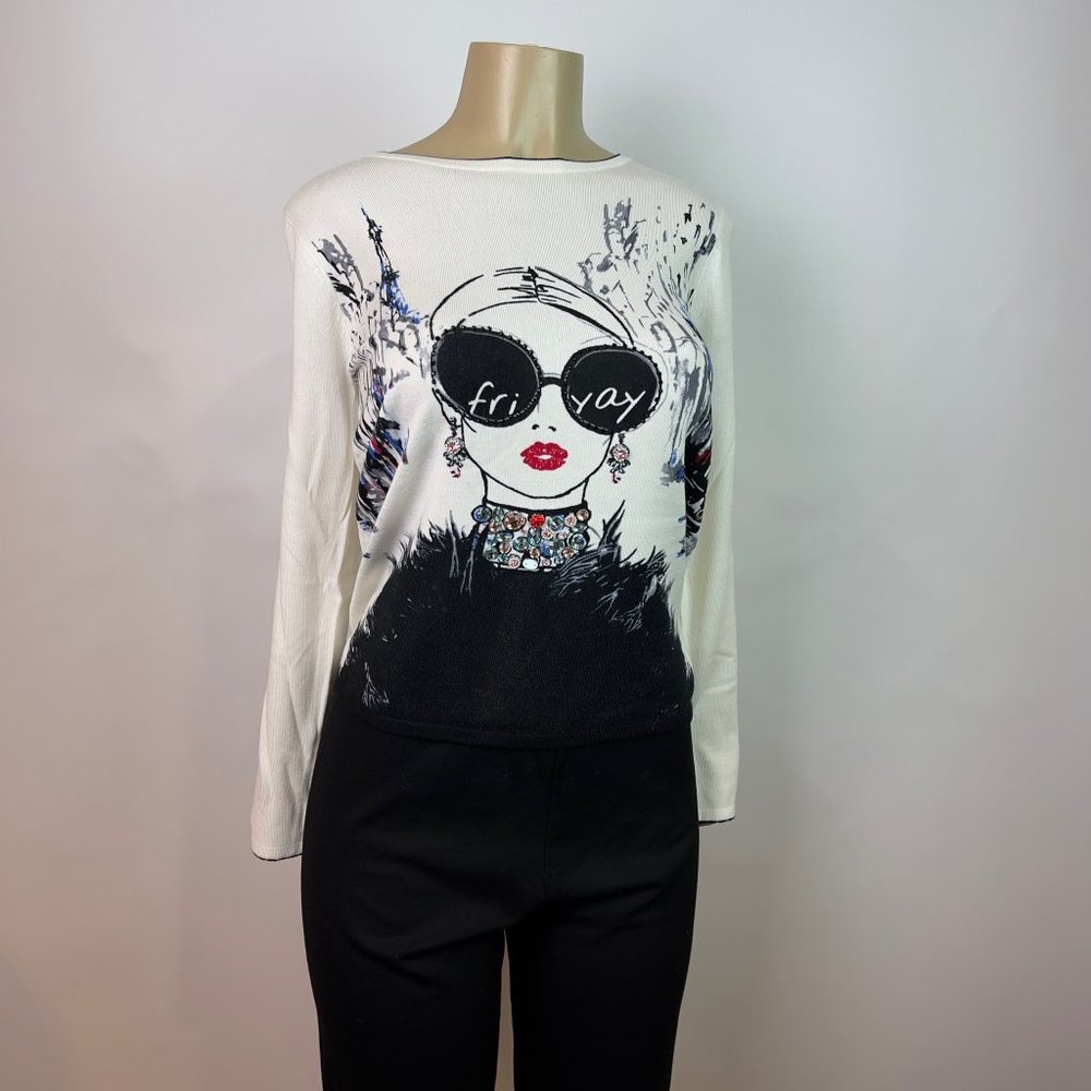 Leo & Ugo white light weight sweater with graphic design, Y2K
